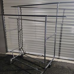 Heavy-Duty Rolling Garment Rack – Commercial Grade