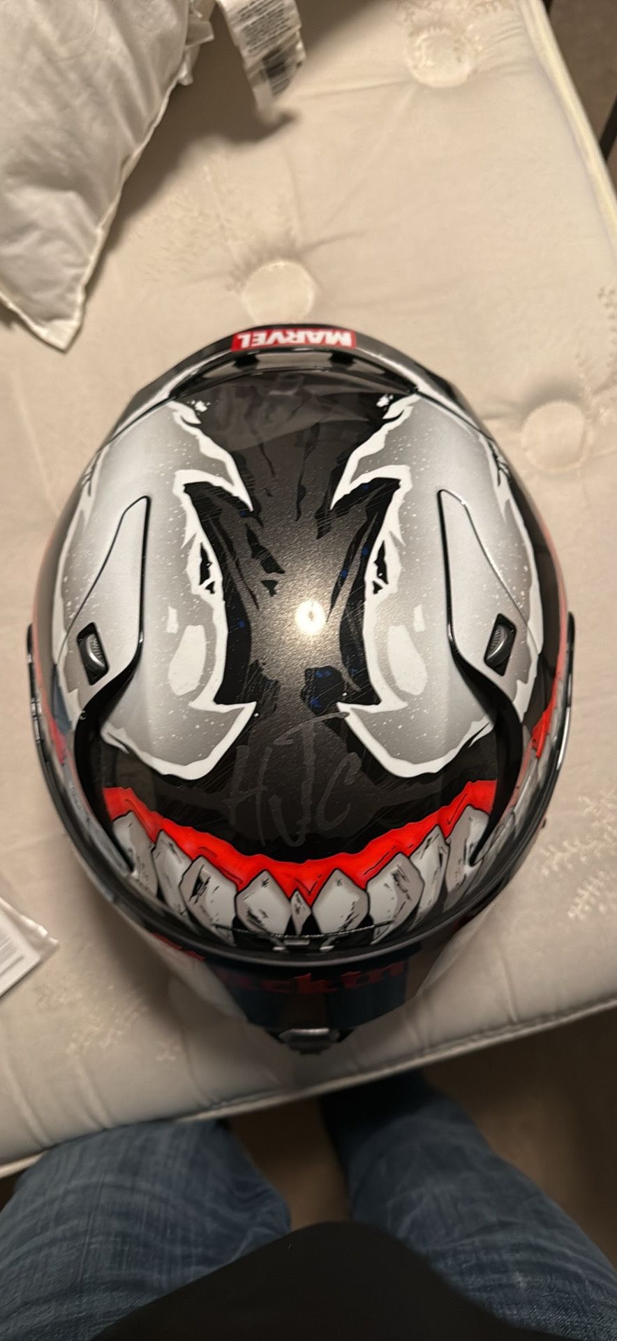 Venom HJC Helmet (SMALL)