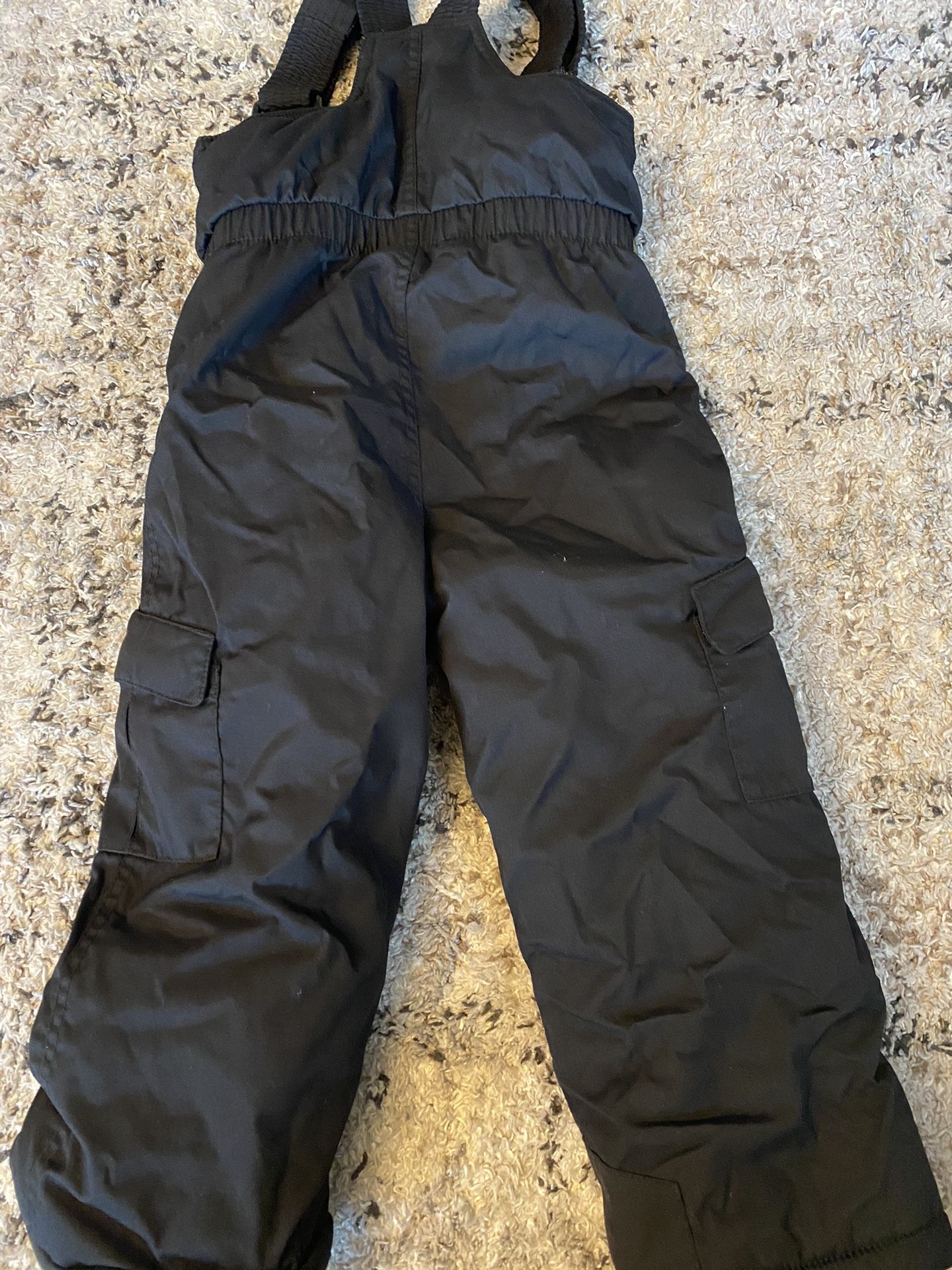 Kids snow suit and gloves
