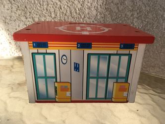 Large box wood Thomas Train track set