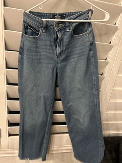 Hollister Ultra High-Rise Baggy Jeans Size 24R