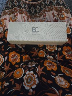 Bircen two toned new sunglasses. 2003. Never used. Damage to box shown in photos.