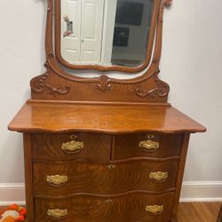 Refinished Antique Tiger Oak Dresser w/ Mirror – Stunning Grain!