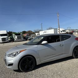 2012 HYUNDAI VOLESTER