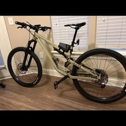 Commencal Meta 29  Trail Bike