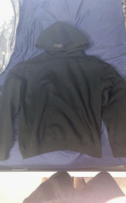 essential hoodie