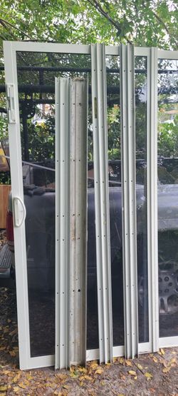 # puerta corrediza contra impacto 72 x80