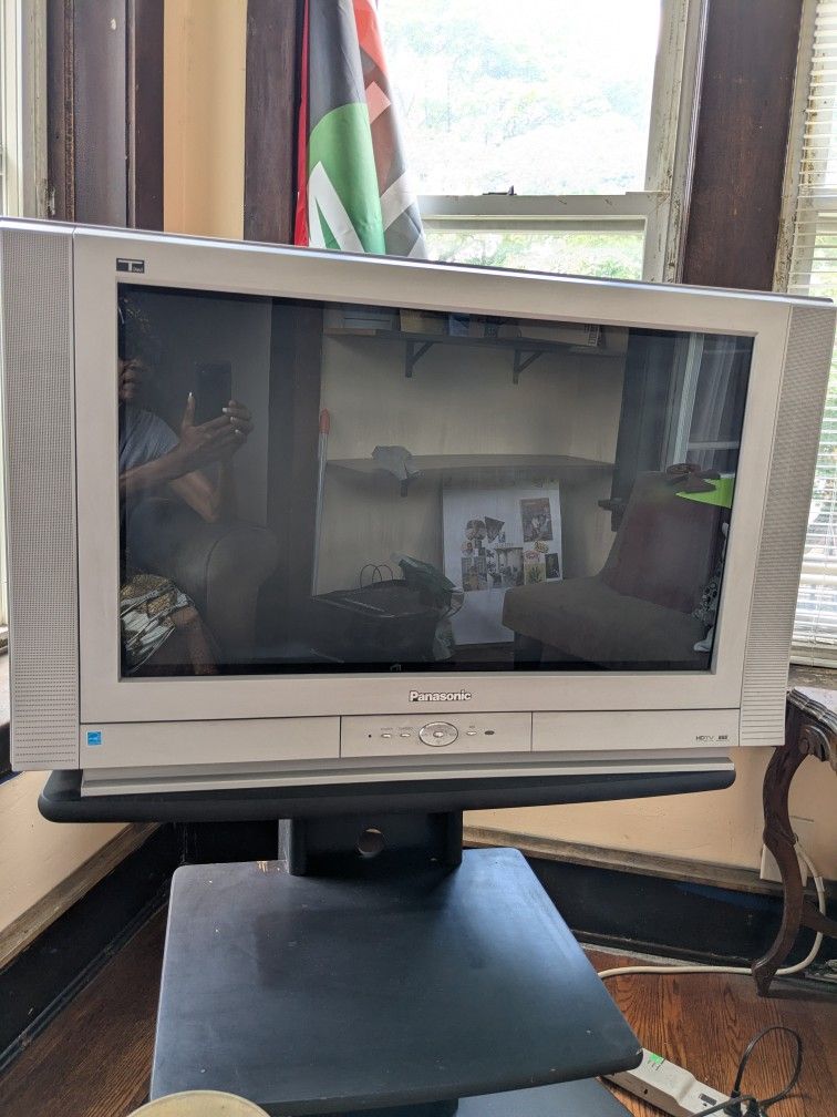 Panasonic 32 Inch Tv Flat Screen