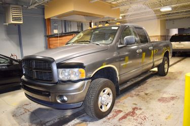 2003 DODGE RAM 2500 ST QUAD CAB SHORT BED 4WD