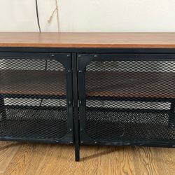 TV STAND / MULTI- USE 