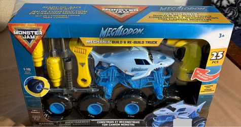 Monster jam megalodon
