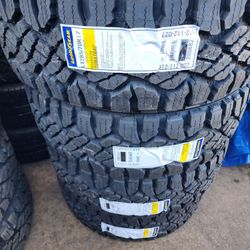 4 Tires New LT285/70r17 Goodyear Wrangler Duratrac 