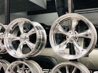 American racing torq thrust wheel ...... 5 lug car or truck ..... CENTRAL TIRES