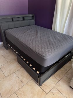 Full size bed Frame