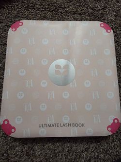 Ultimate Eyelash Case-Hold 40 Eyelashes 