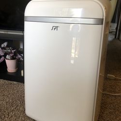 Sunpentown Portable Air Conditioner - 14,000 BTU