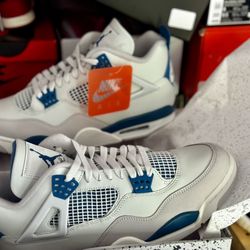 Air Jordan 4 Industrial Blue