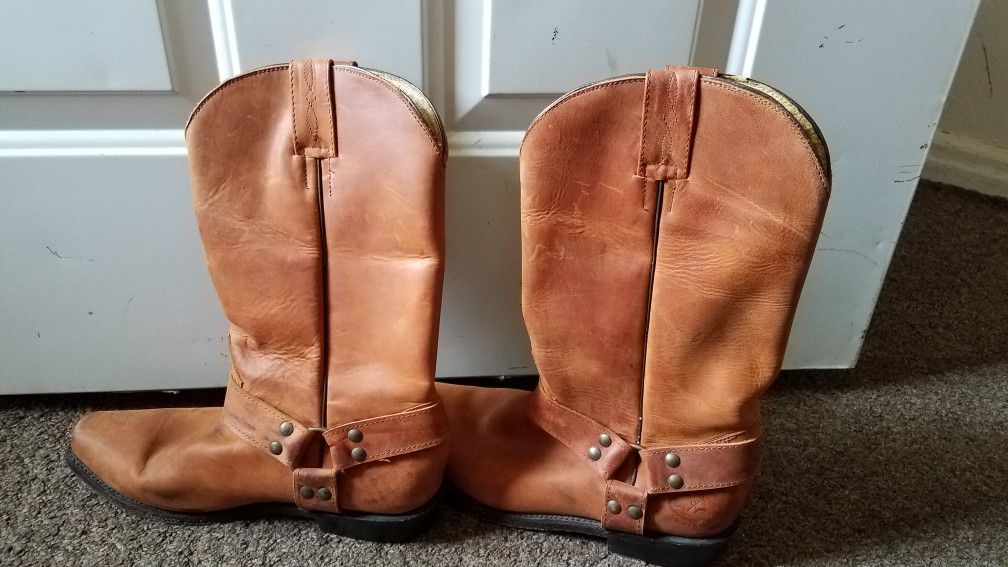 Mens Suede Cowboy Boots size 9 1/2 $10.00