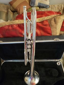 Very Nice Silver Omega Trumpet 