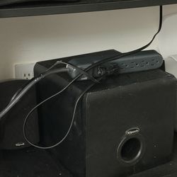 Kilpsch Woofer With Two Speakers 