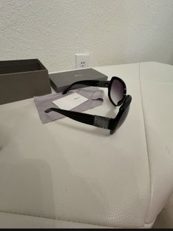 Dior sunglasses Barely Used