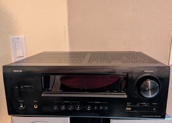 This item is a Denon AVR-1612 5.1 Channel AV Home Theater Receiver.