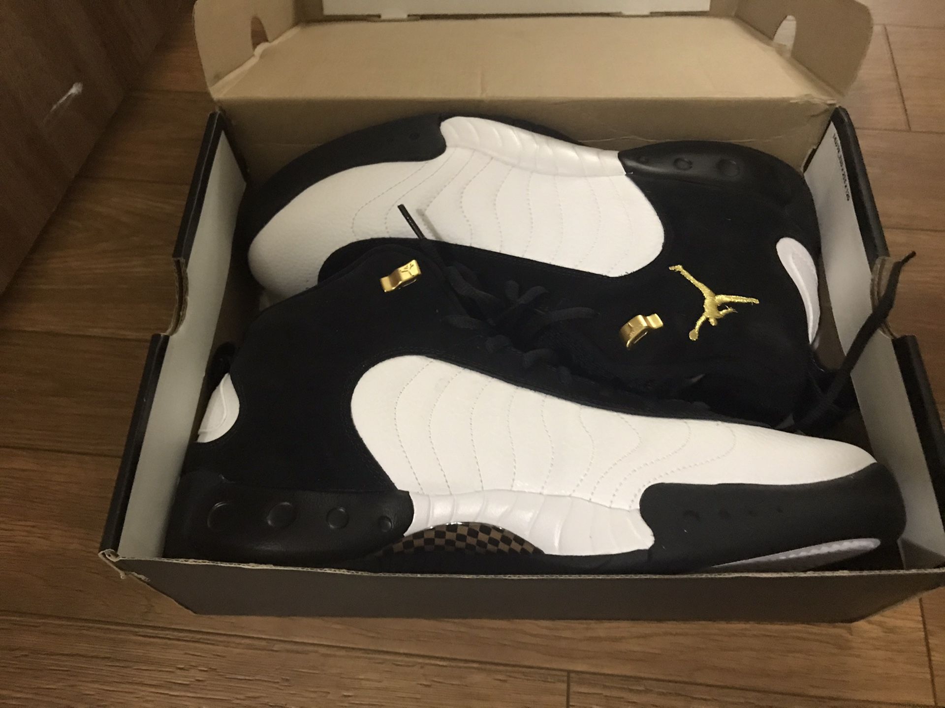 Men Jordan Shoes size 13