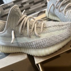 Yeezy Boost V2