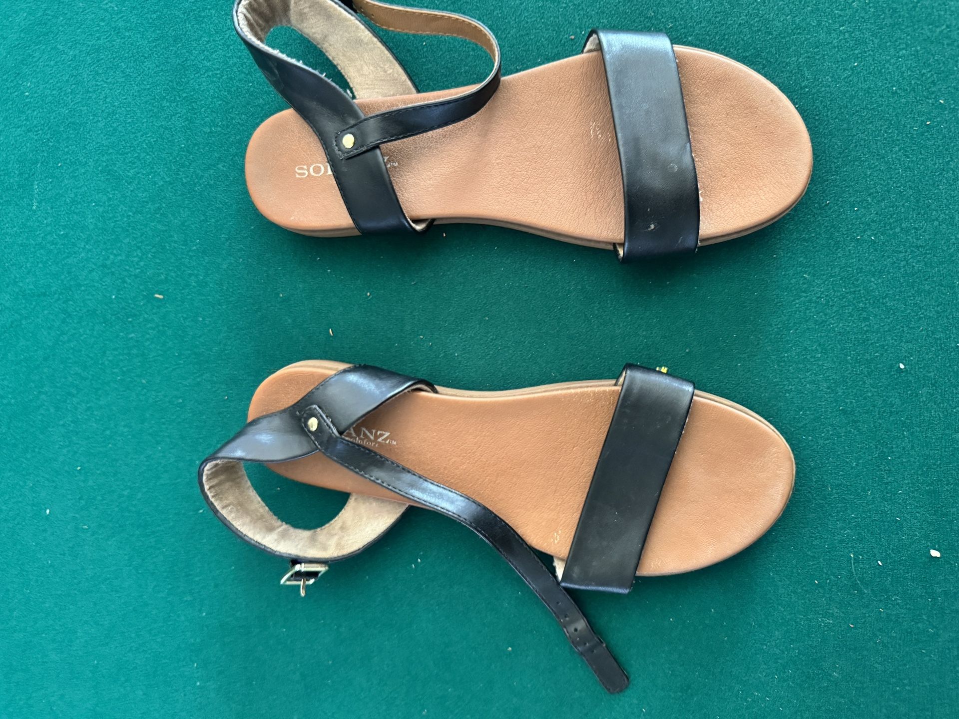 Solanz Black Flat Ankle Strap Sandals Women’s Size 10 – Minimalist Faux Leather