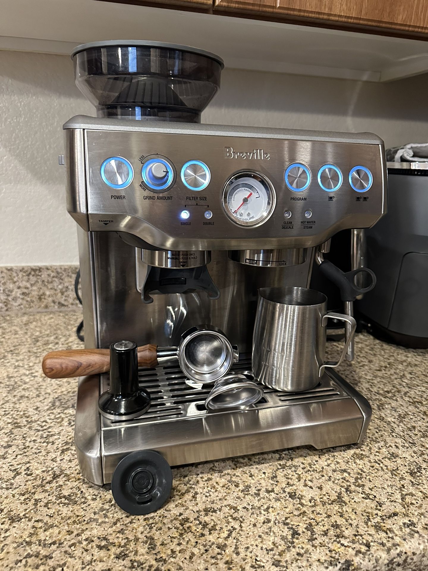 Breville Barista Express Espresso Machine