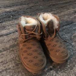 Little Girls Uggs Boots 