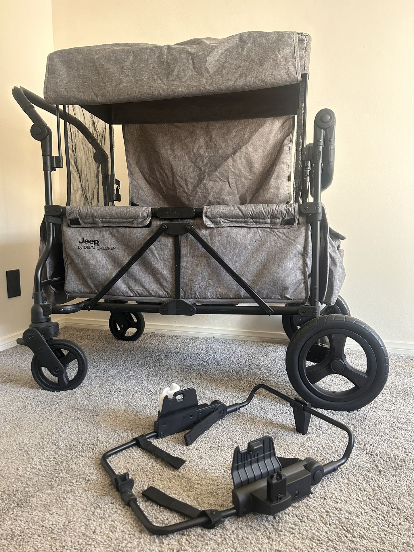 Jeep Wrangler Stroller Wagon by Delta Children for Sale in Los Angeles, CA  - OfferUp, image size:1440x1920
