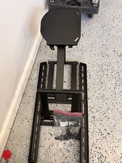Full Motion TV Wall Mount with Hardware