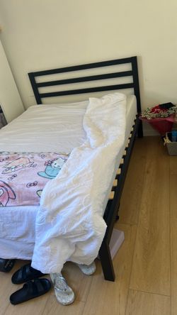 Full bedroom