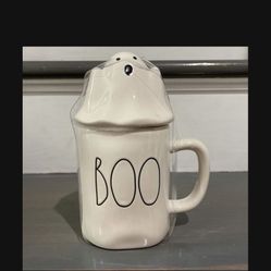 Rae Dunn “BOO” White Mug With Ghost 👻 Topper