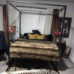 Canopy Queen Bed Frame In Great Condition ,,,Pick In South Everett