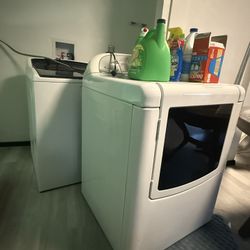 Washing Machine And dryer electric 