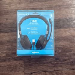 Logitech H390