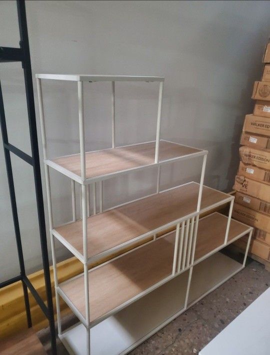 Minimalist Divider Bookshelf with Slats(New In A Box)