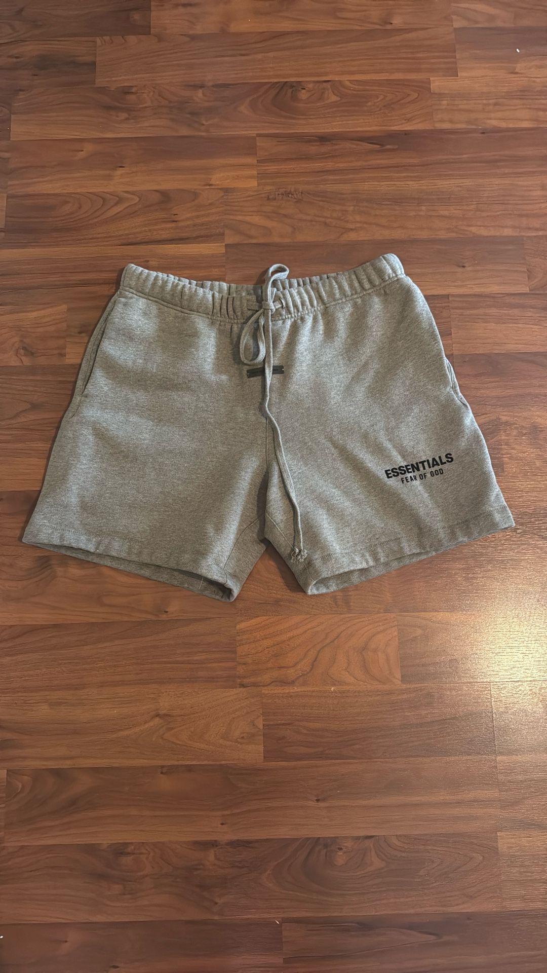 Essentials Shorts Size L