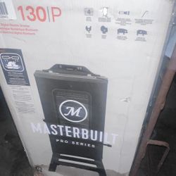 Master Built Pro Series Smoker 