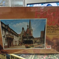 Vintage Whitman Holiday 850pc Puzzle – Michelstadt, Germany (NEW)