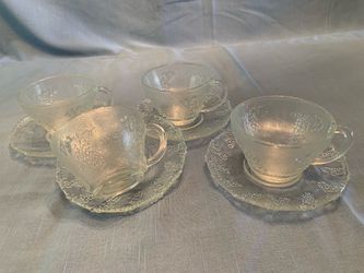 Glass teacups