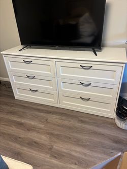 Dresser 6 drawers