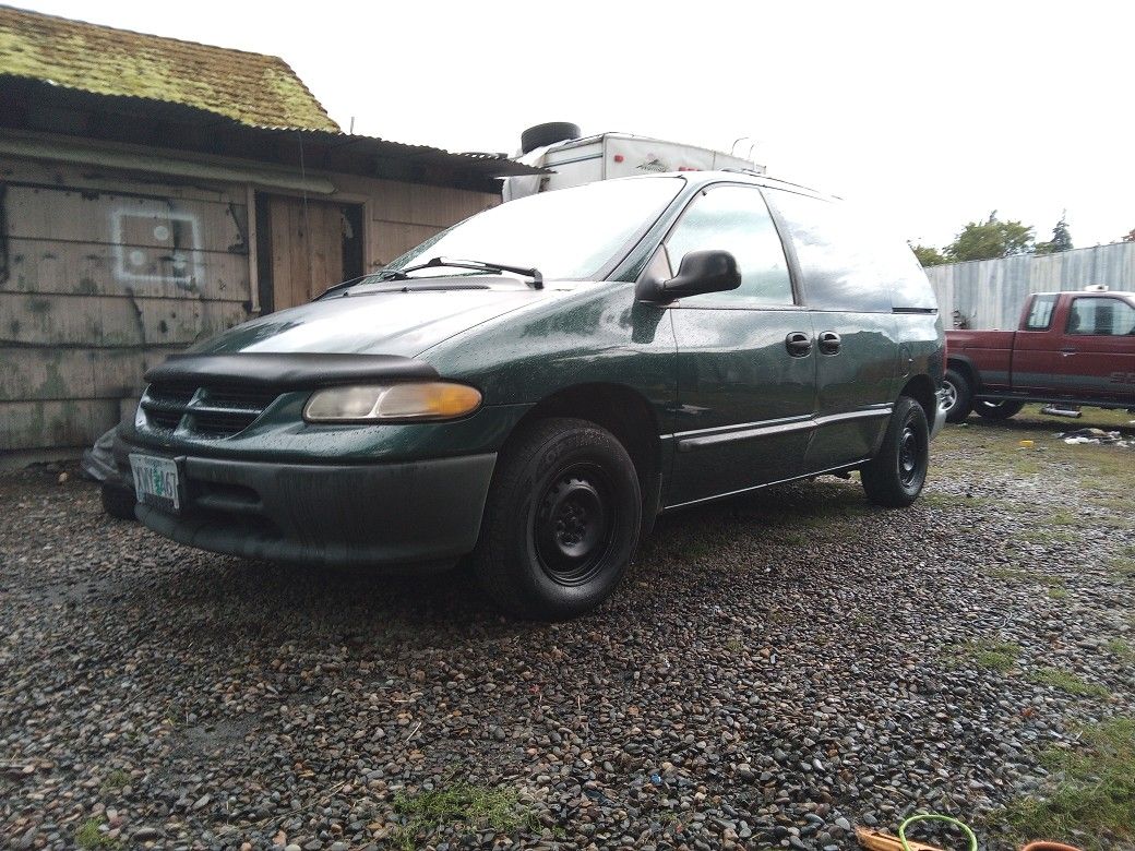 1996 Dodge Caravan