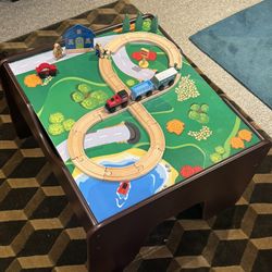 KidKraft 2-in-1 Activity Table (Train & Lego) - VG Condition - Marietta, Pa Pick Up