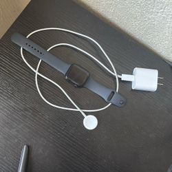 Apple Watch SE 2nd Generation (GPS) 44mm Midnight Aluminum Case with Midnight Sport Band - S/M - Midnight - (2022)