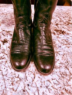 Smooth Ostrich Justin Boots.  Size 7 1/2