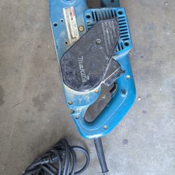 Makita 3 in. x 21 in. Belt Sander