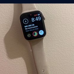 Apple watch series 4